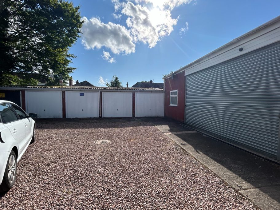 a row of lock up storage garages